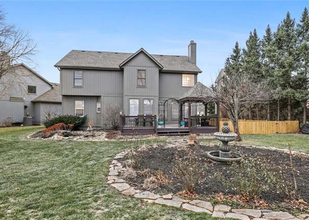 12700 Woodward Street — photo 31