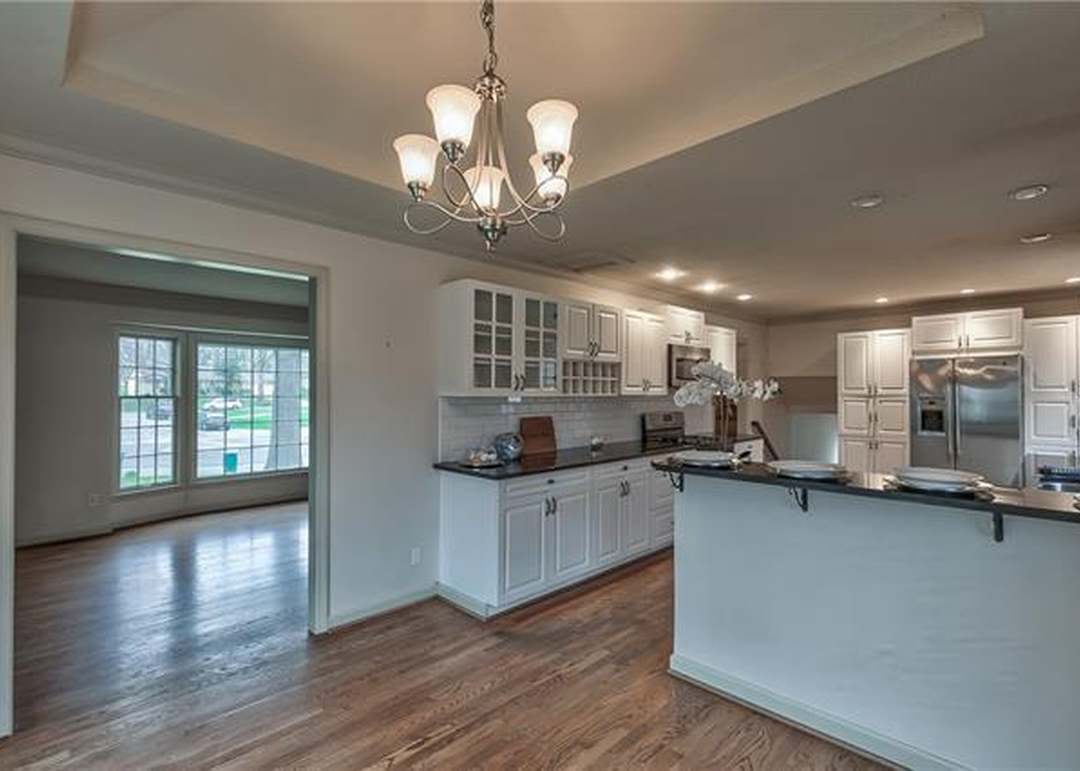 12745 Overbrook Road — photo 4