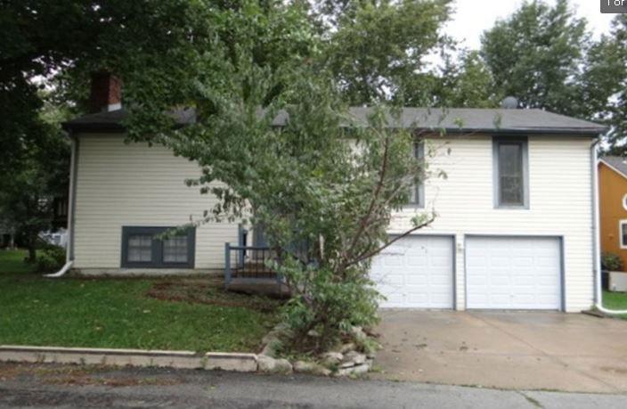 128 E Nelson Circle — photo 1
