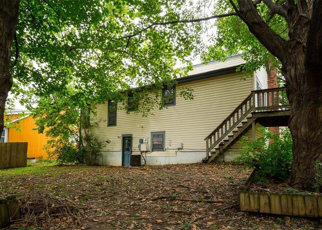 128 E Nelson Circle — photo 2