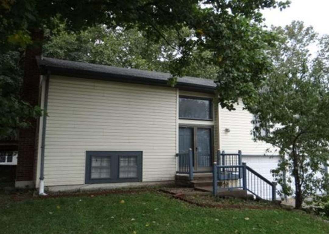 128 E Nelson Circle — photo 8