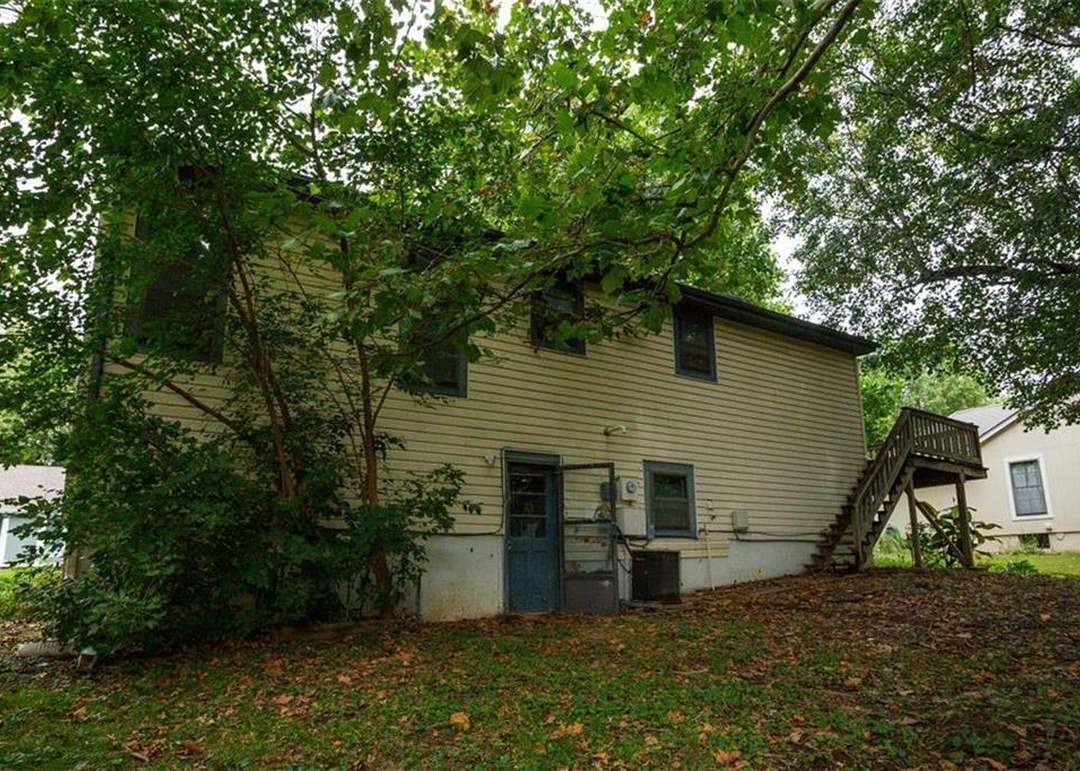 128 E Nelson Circle — photo 9
