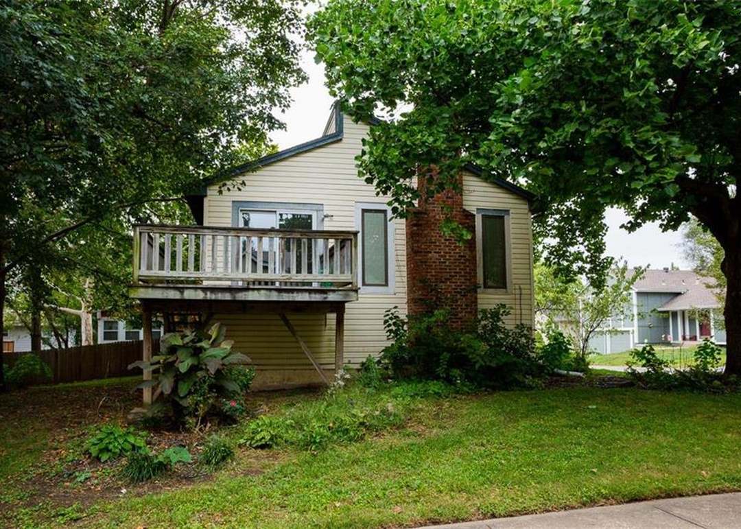 128 E Nelson Circle — photo 11