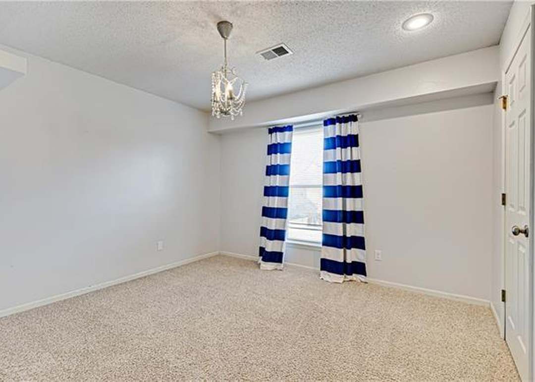 12801 Bond Street — photo 27