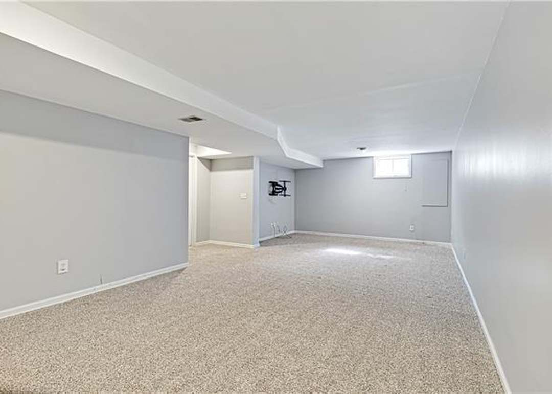 12801 Bond Street — photo 29
