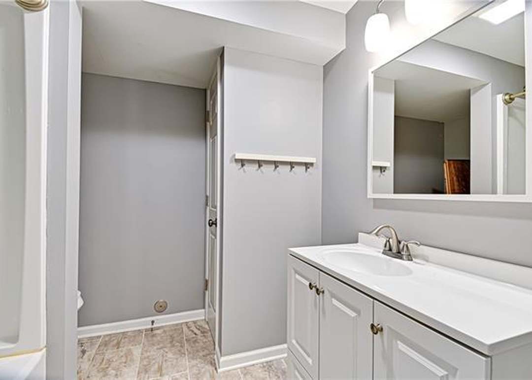 12801 Bond Street — photo 31