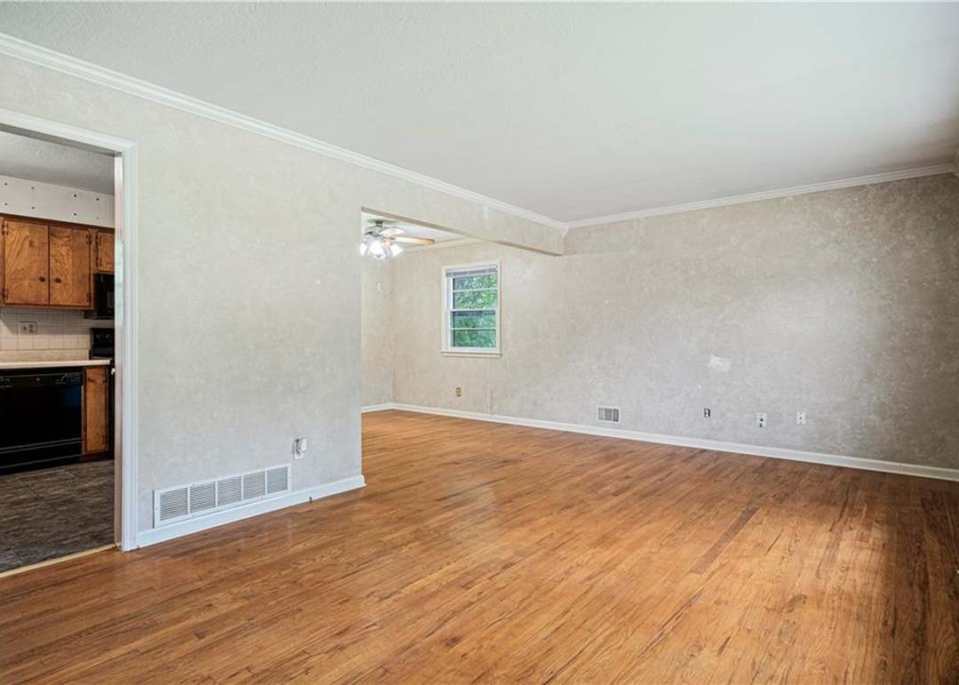 12808 E 51st Street S — photo 10