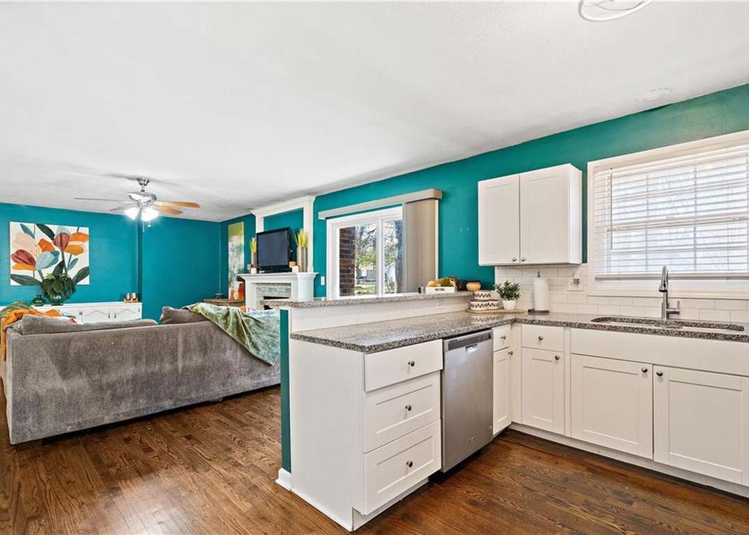 12810 Oakland Street — photo 18