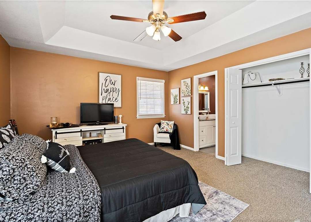 12810 Oakland Street — photo 22