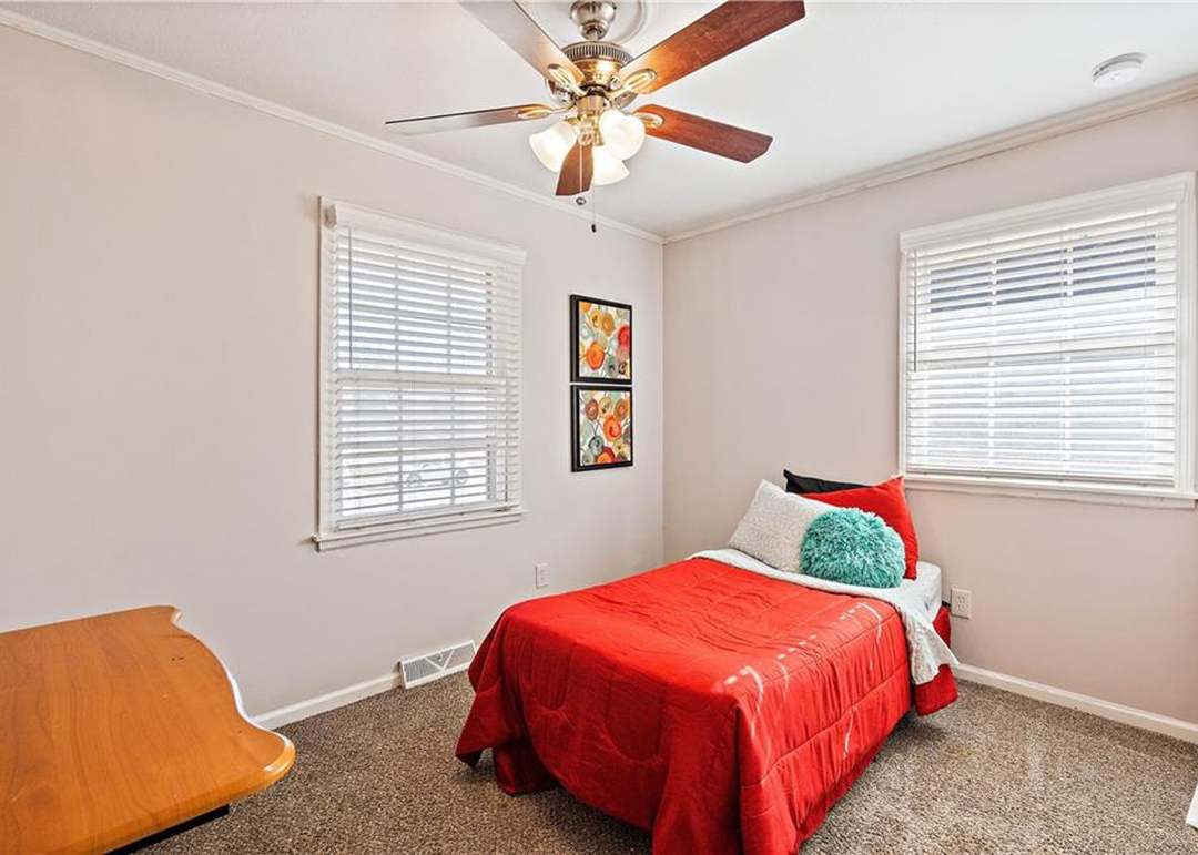 12810 Oakland Street — photo 25