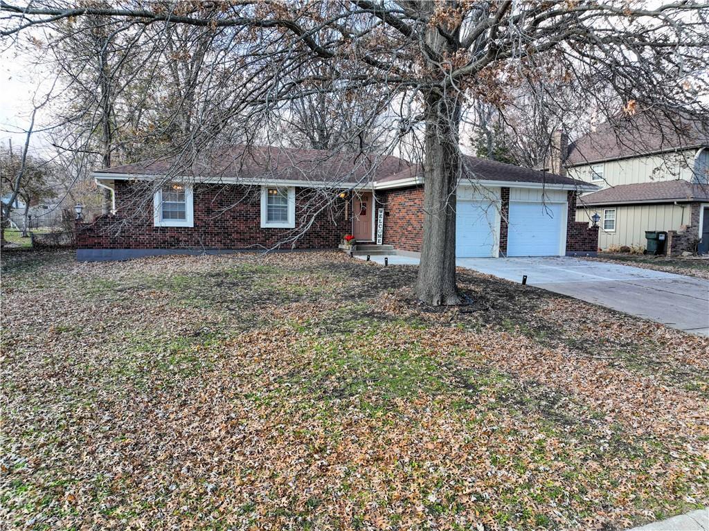 12810 Oakland Street — photo 43