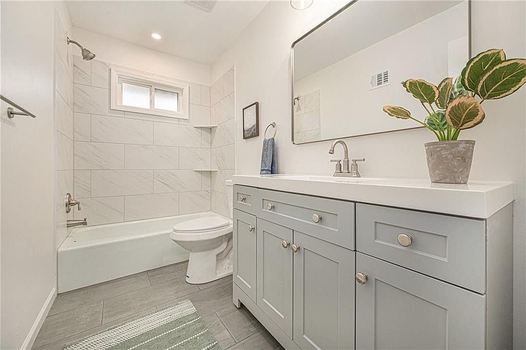 12910 Overhill Road — photo 16