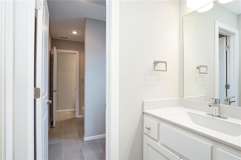 12913 W 169TH Street — photo 30