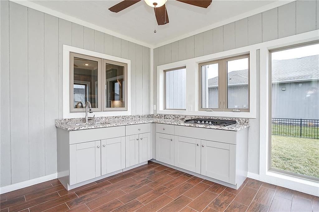 12913 W 169TH Street — photo 39