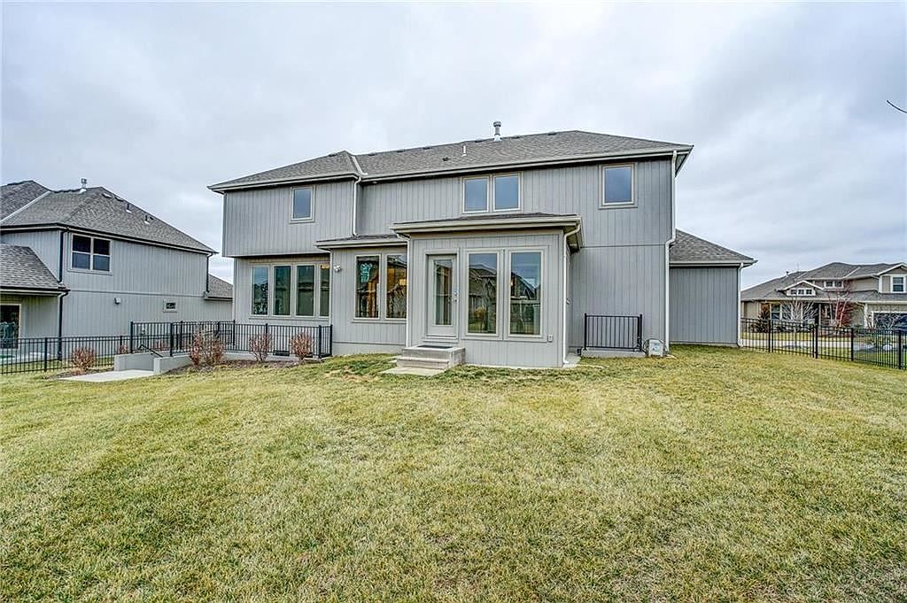 12913 W 169TH Street — photo 42