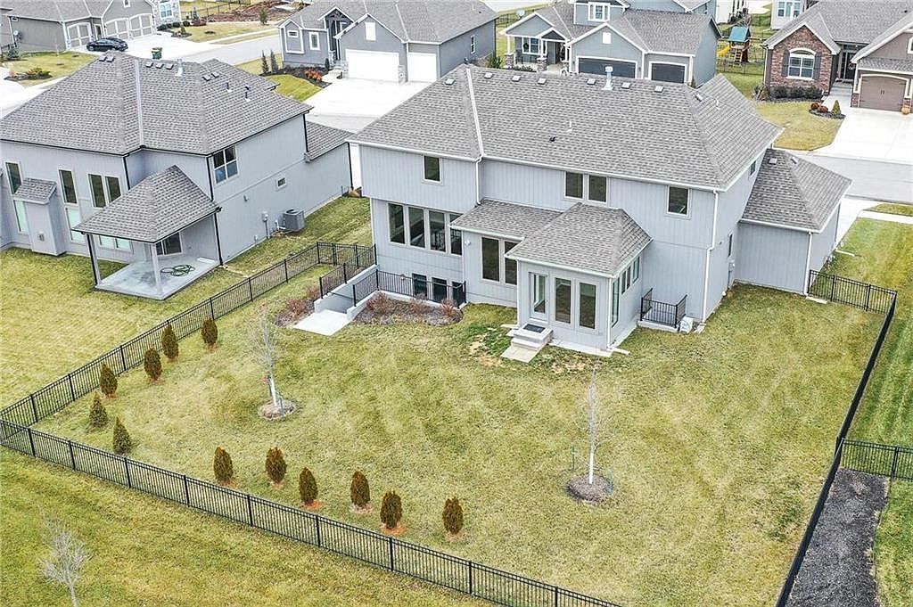 12913 W 169TH Street — photo 44
