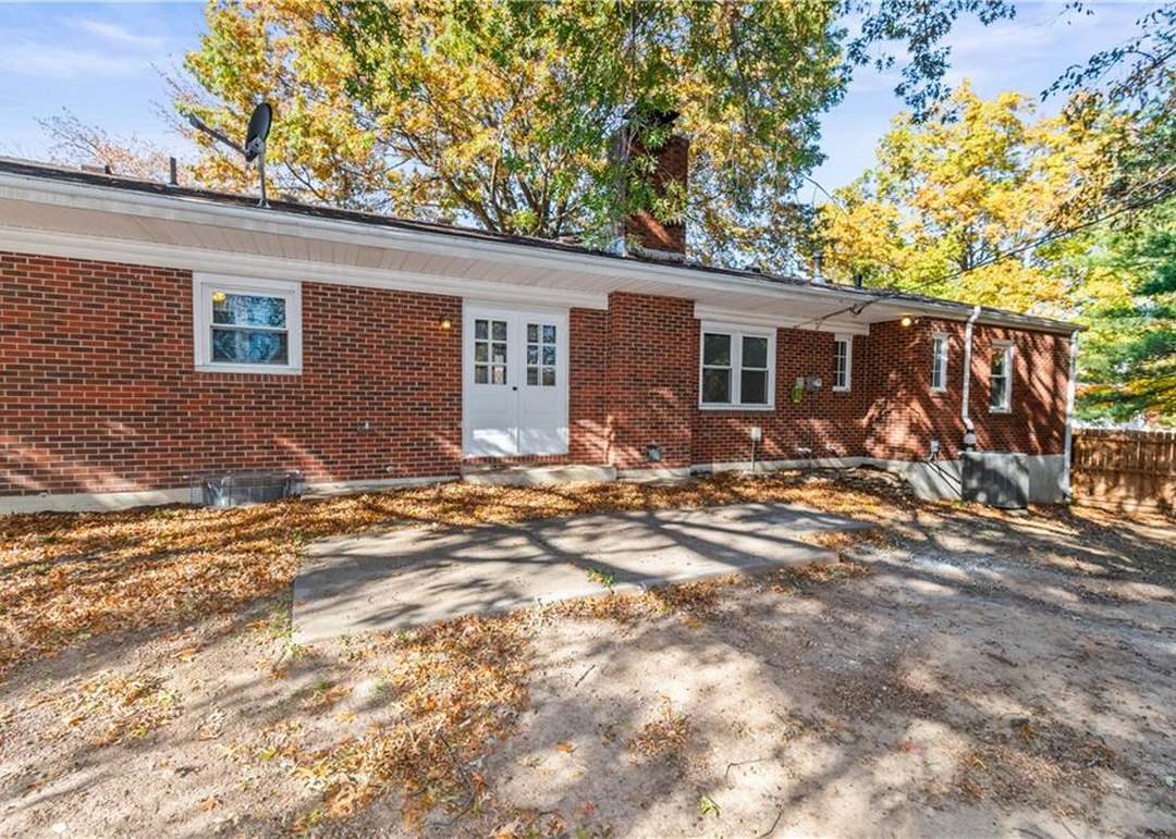 12923 Beacon Avenue — photo 30