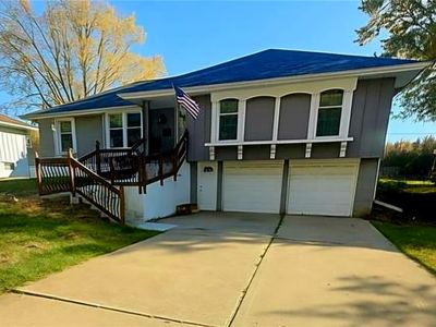 12943 Sycamore Avenue, Grandview, MO