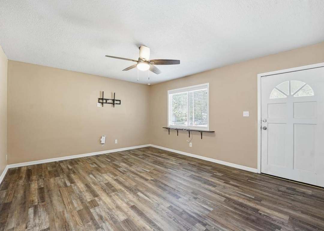 1296 N 61st Street — photo 13
