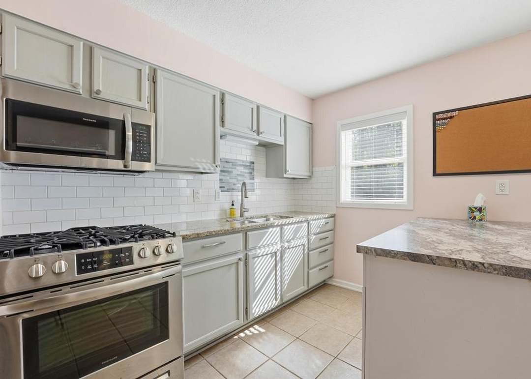 1296 N 61st Street — photo 15