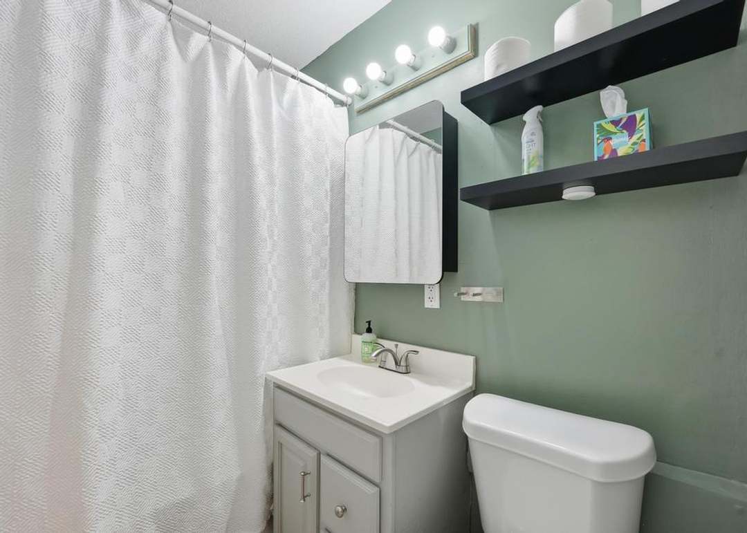 1296 N 61st Street — photo 19