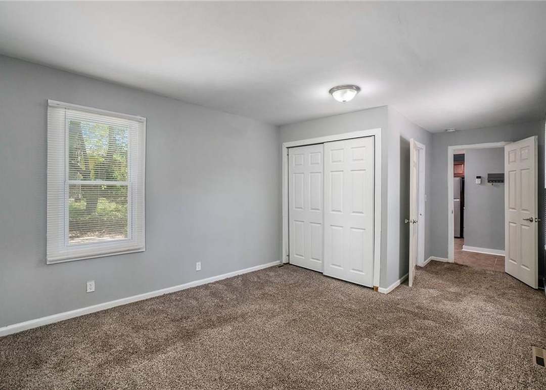 1300 E 80th Street — photo 5