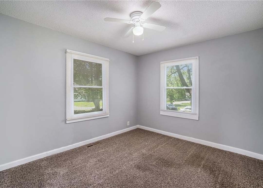 1300 E 80th Street — photo 16
