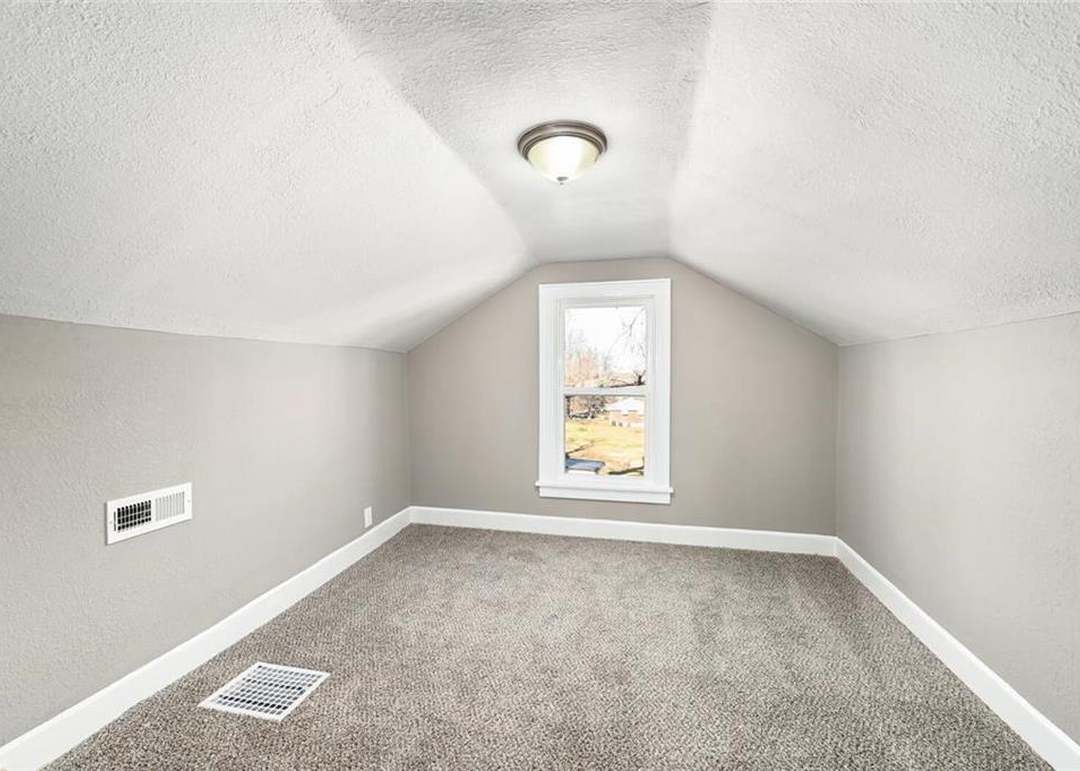 1302 NE 70th Terrace — photo 7