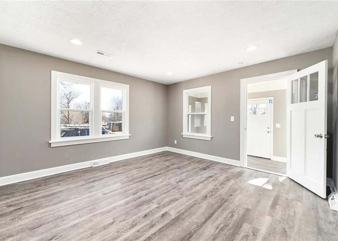 1302 NE 70th Terrace — photo 10