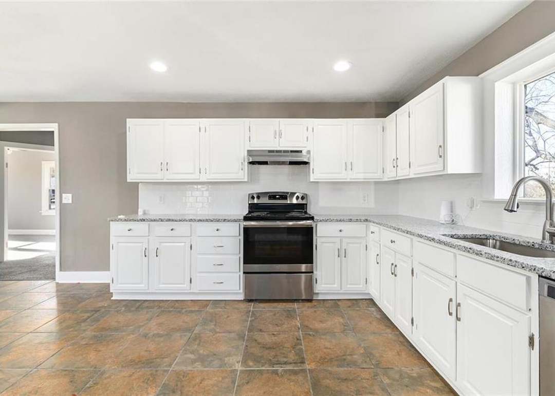 1302 NE 70th Terrace — photo 12
