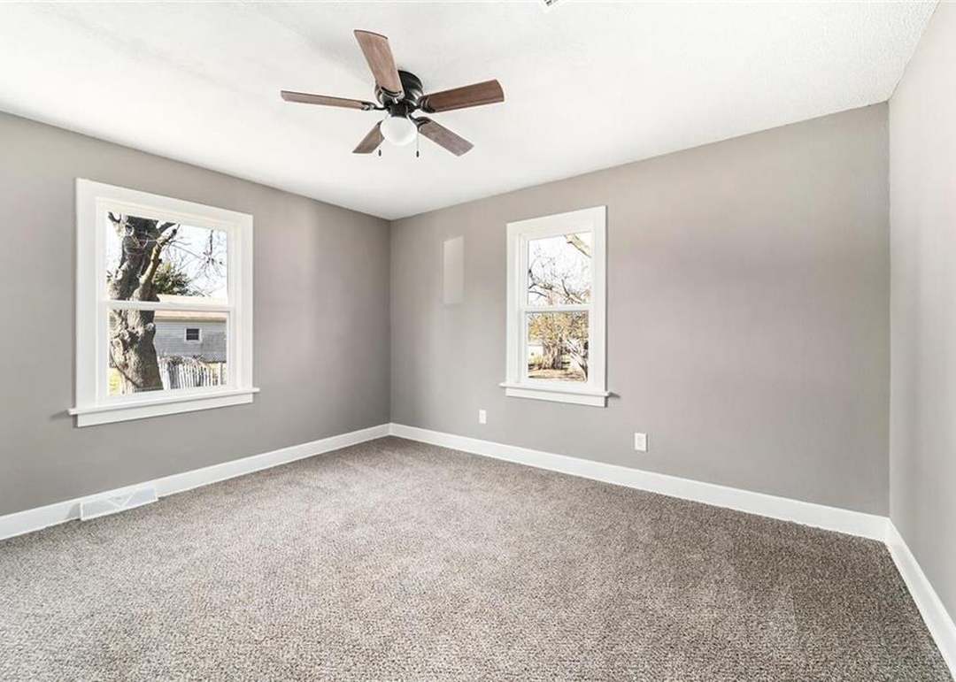1302 NE 70th Terrace — photo 17