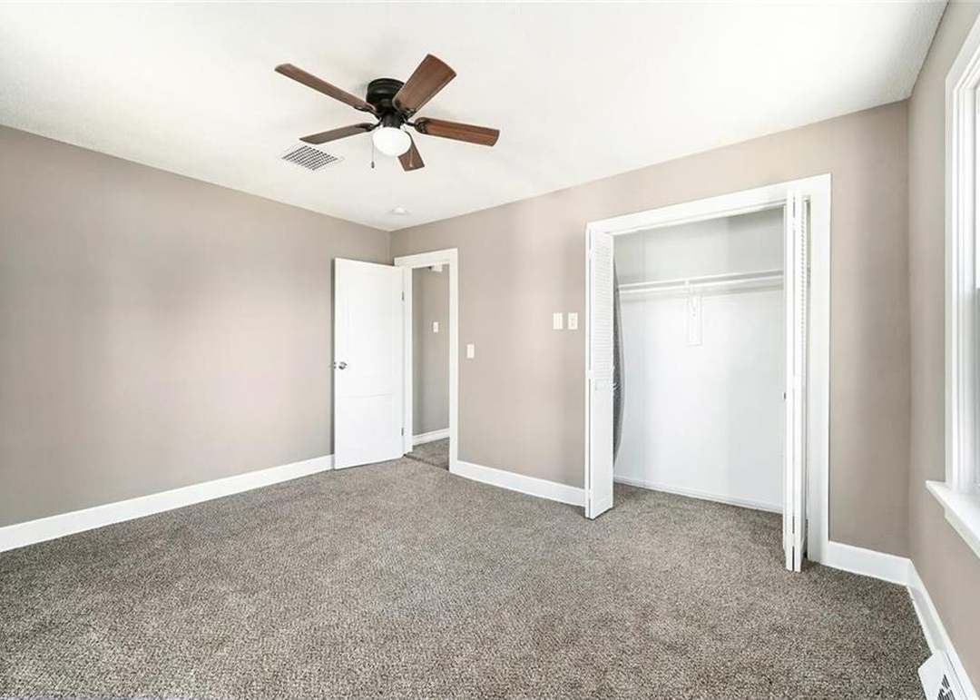 1302 NE 70th Terrace — photo 18