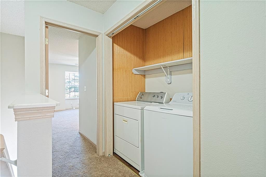 1306 SE Broadway Court — photo 9