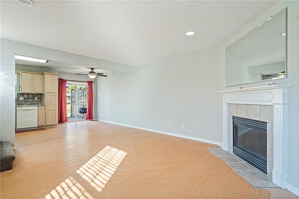 1306 SE Broadway Court — photo 11