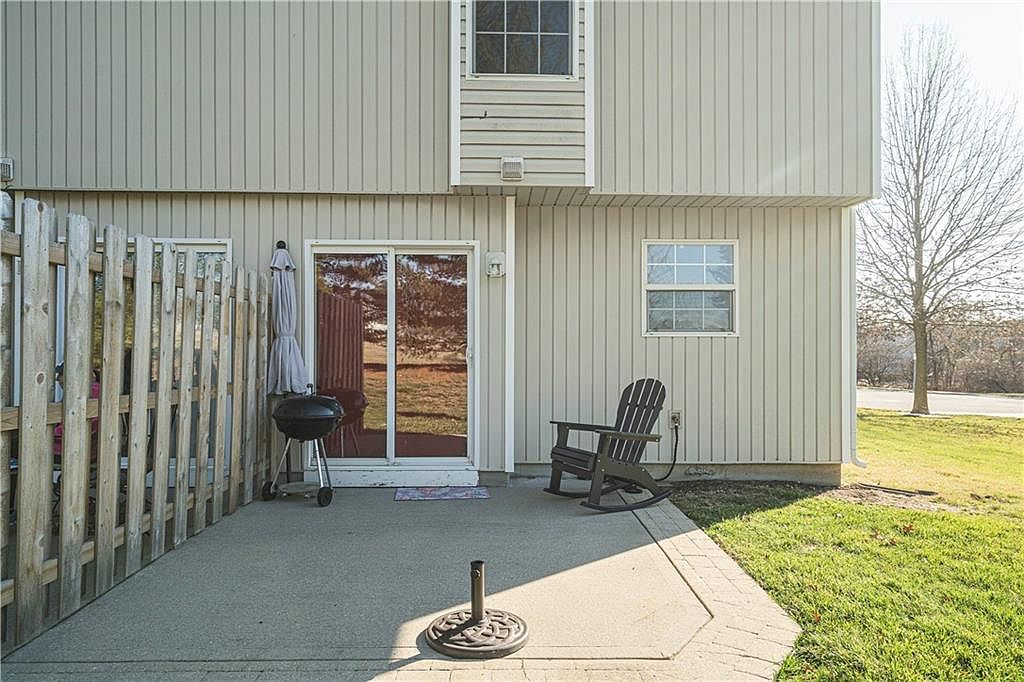 1306 SE Broadway Court — photo 21