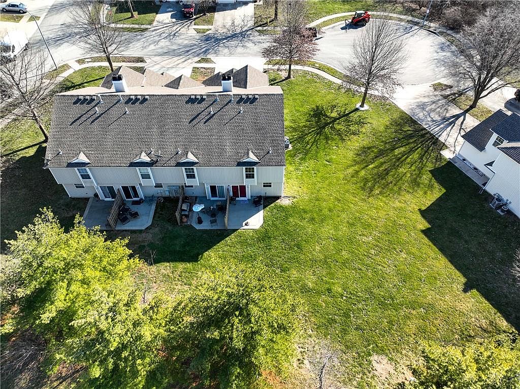 1306 SE Broadway Court — photo 27