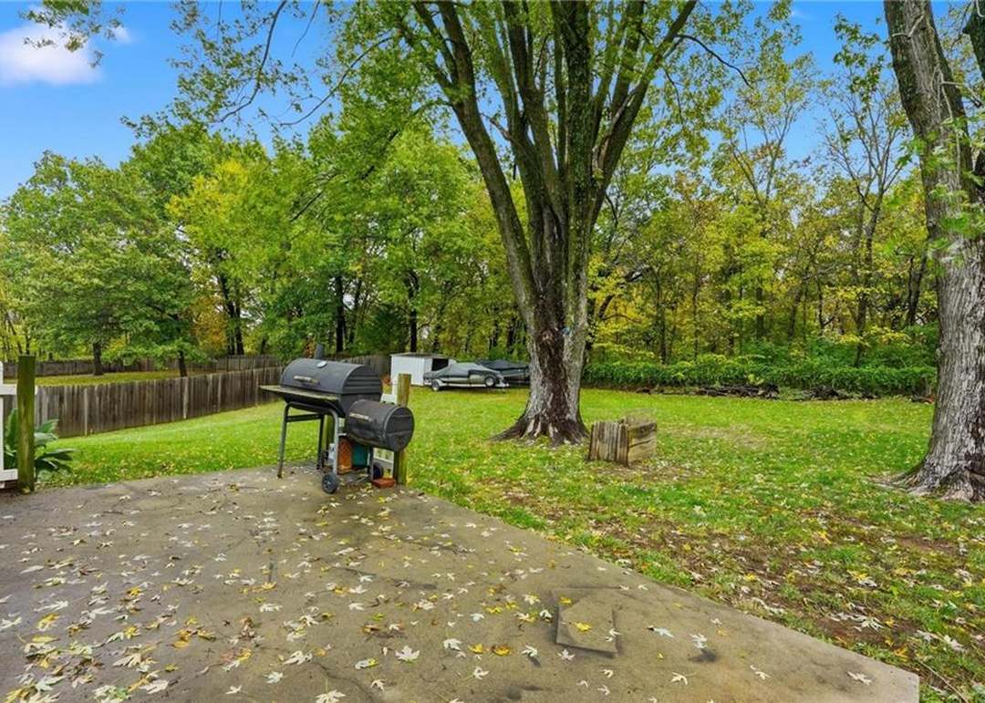 1307 Michele Drive — photo 24