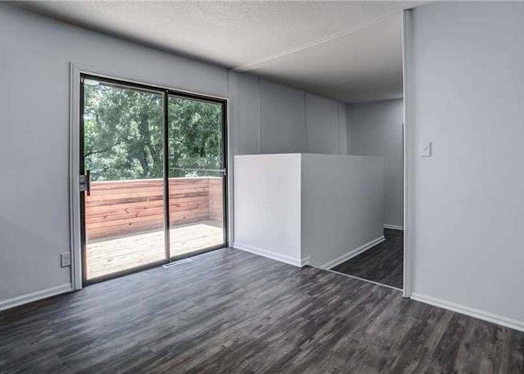 1309 N 63rd Terrace — photo 18