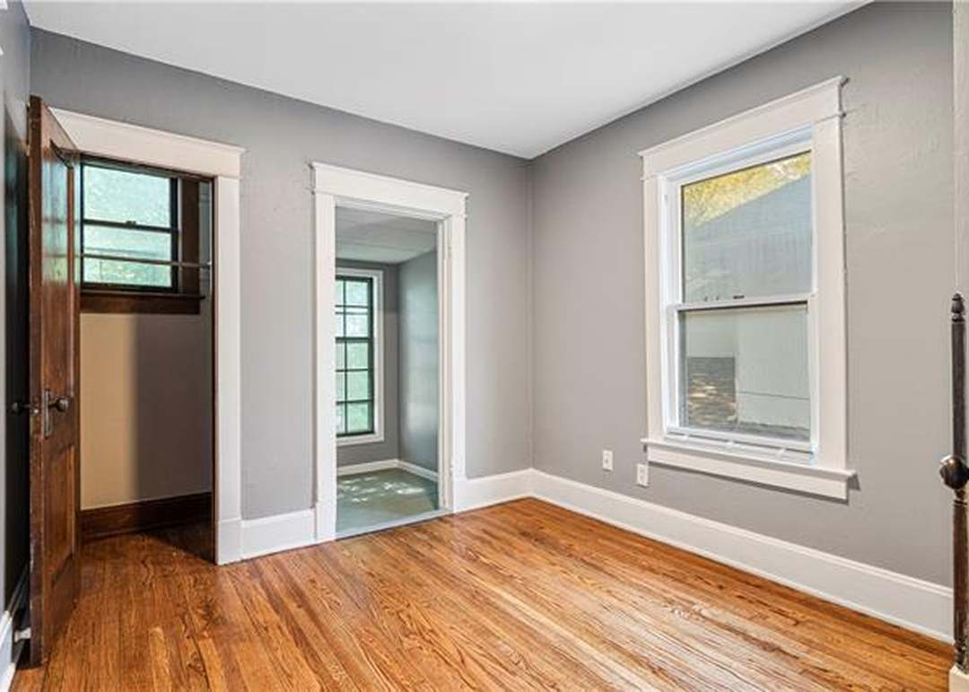 1309 W 41st Street — photo 4