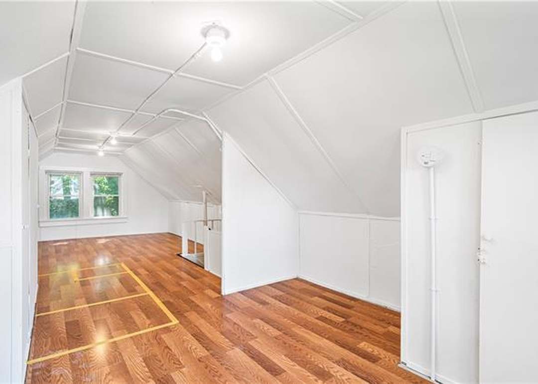 1309 W 41st Street — photo 10
