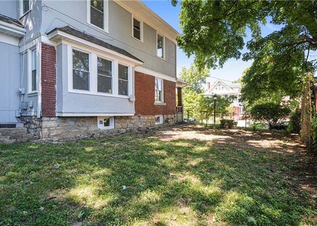 1309 W 41st Street — photo 11