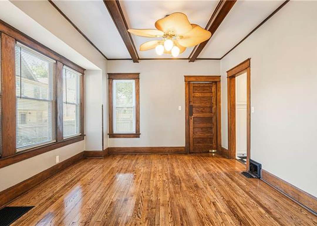 1309 W 41st Street — photo 18
