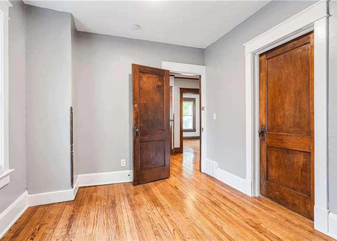 1309 W 41st Street — photo 25