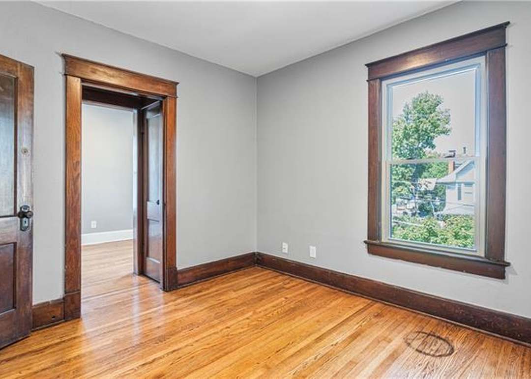 1309 W 41st Street — photo 30
