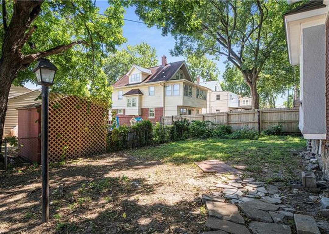 1309 W 41st Street — photo 41