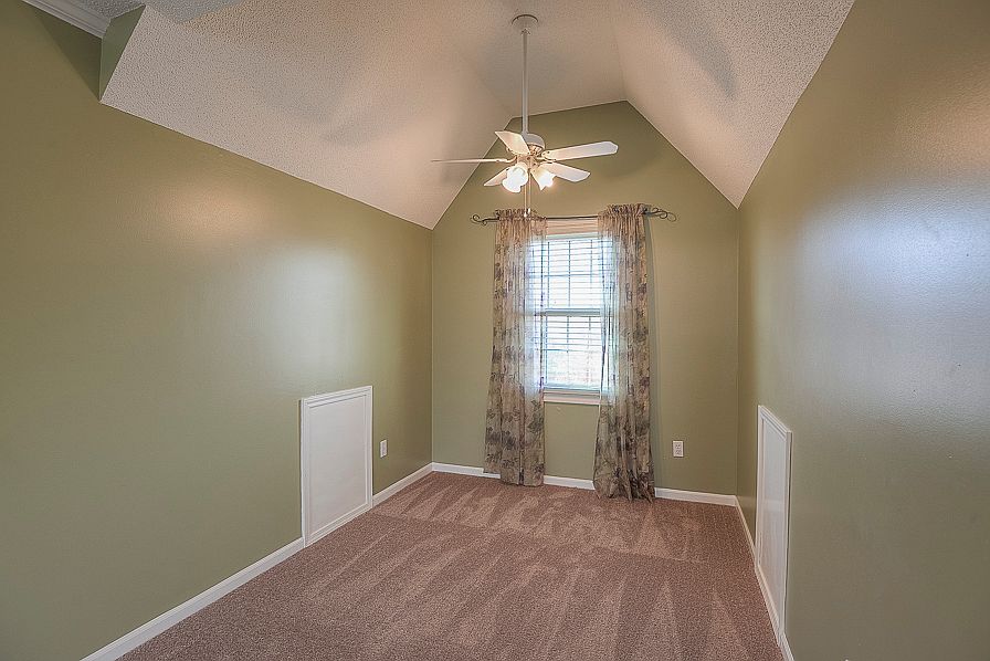 13105 Noland St — photo 15