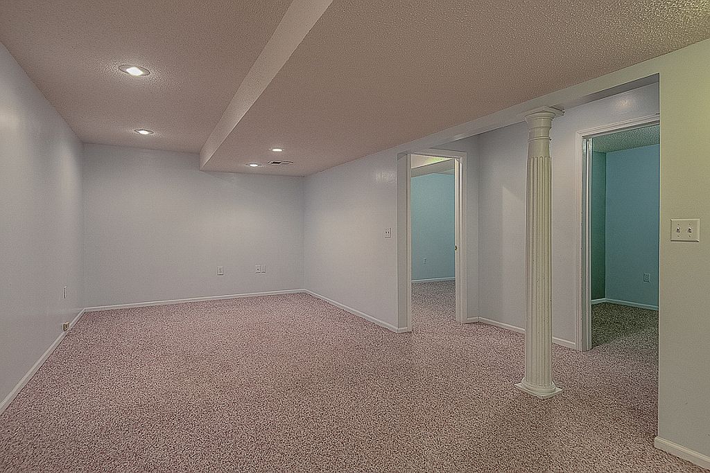 13105 Noland St — photo 25
