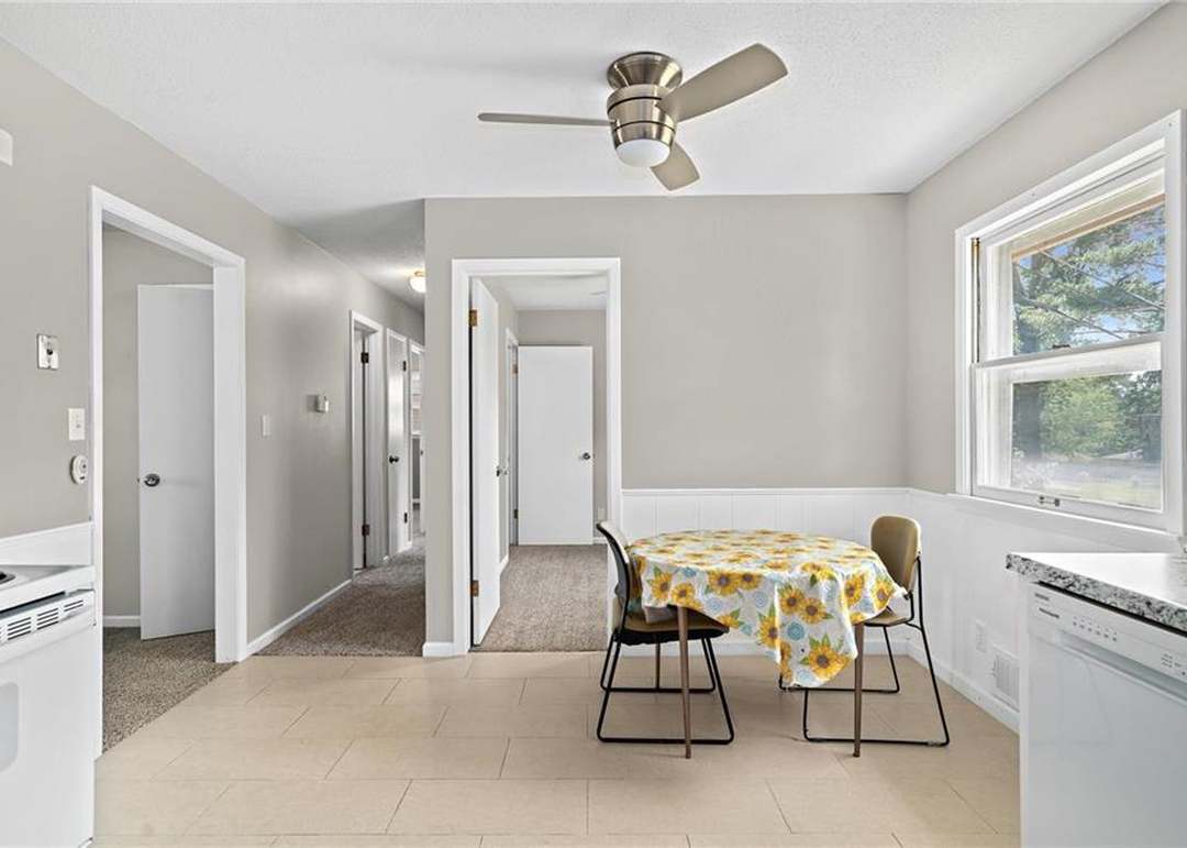 13116 Winchester Avenue — photo 15