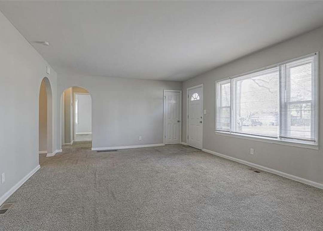 13119 Fuller Avenue — photo 6
