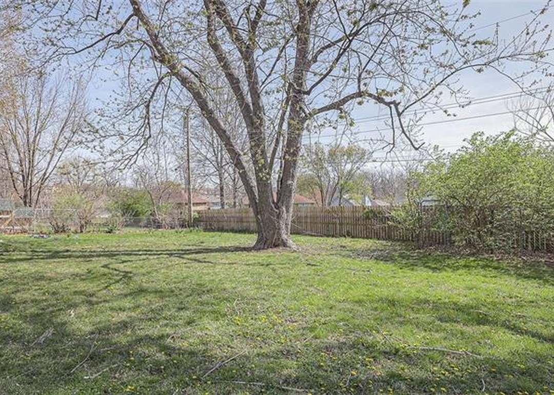 13119 Fuller Avenue — photo 33